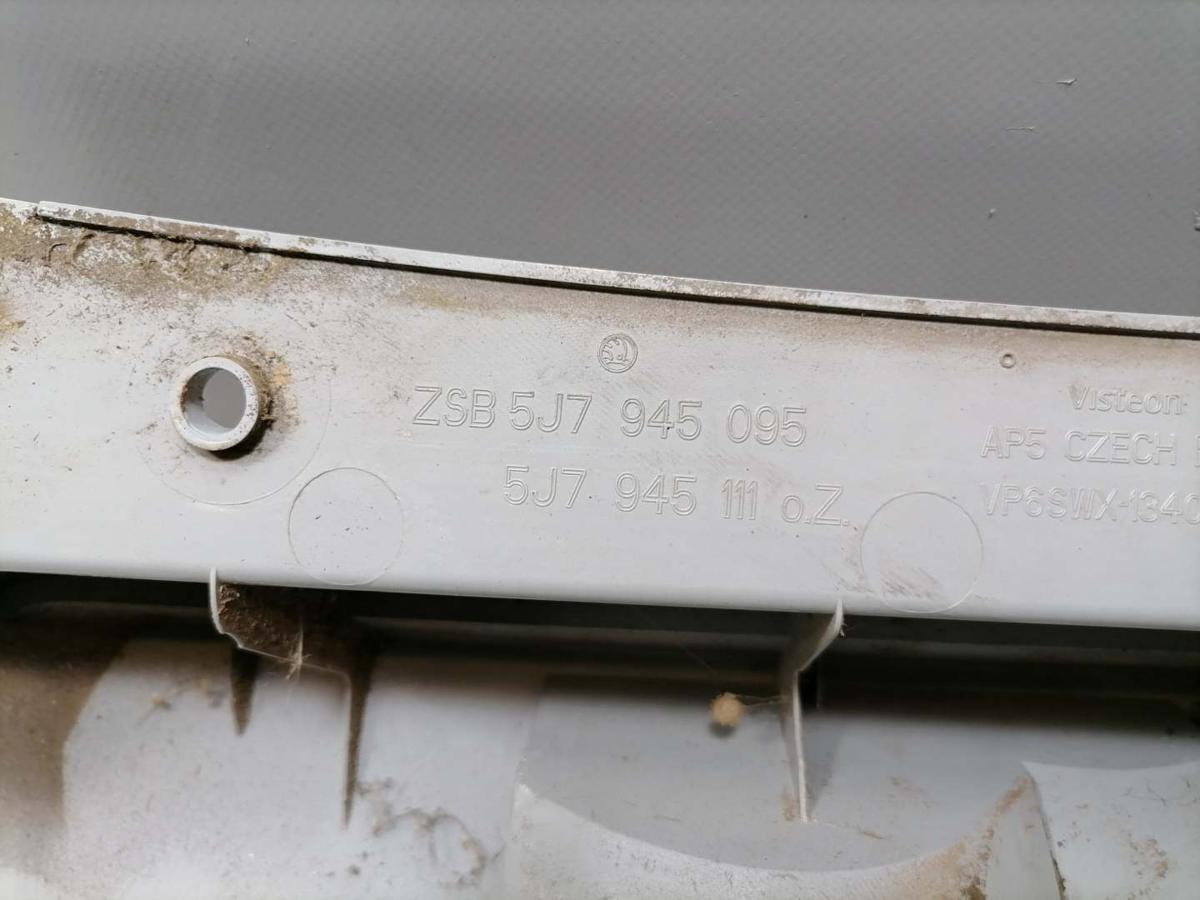 Skoda Roomster original Rücklicht Rückleuchte Schlussleuchte links Bj.2008